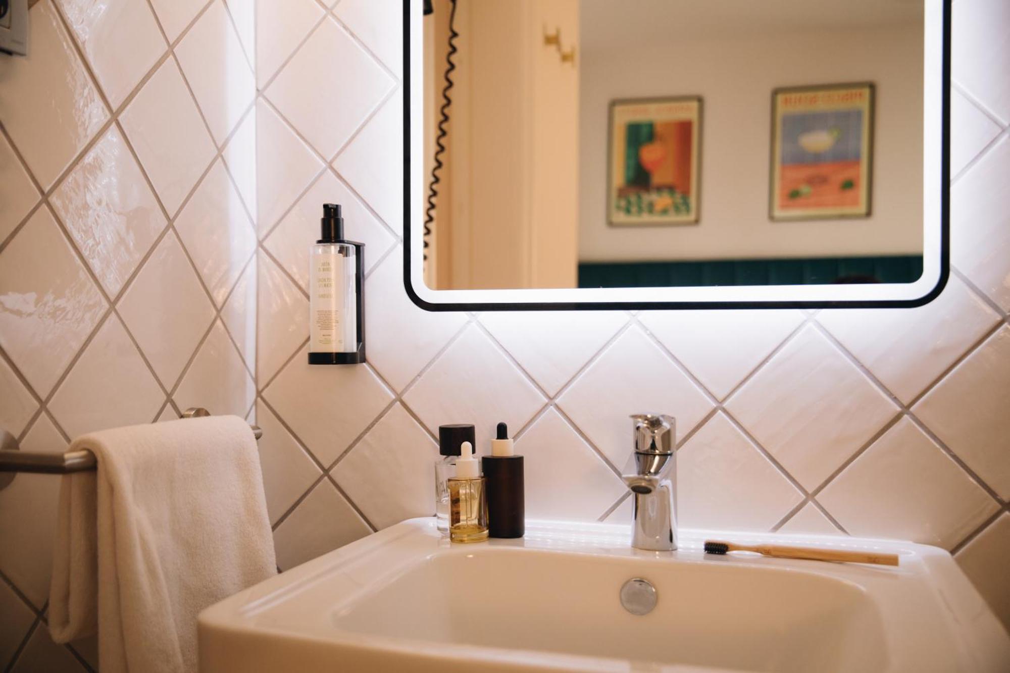 H La Paloma Boutique (Adults Only) Otel Barselona Dış mekan fotoğraf